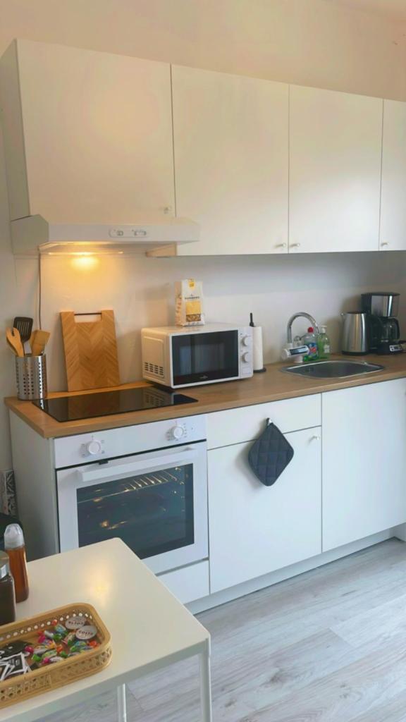 Apartment near atomium with parking photo 4