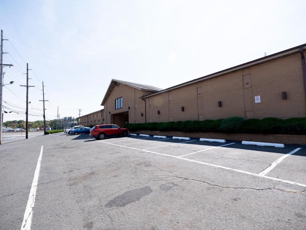 Knights Inn South Amboy image