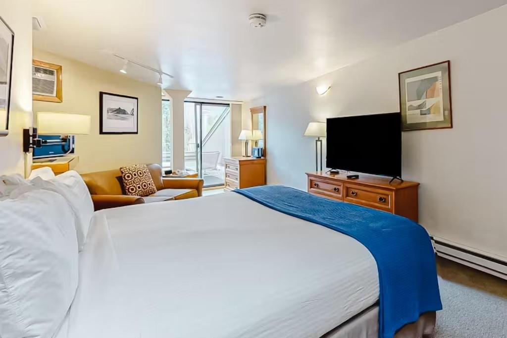 Aspen Mountain Lodge image