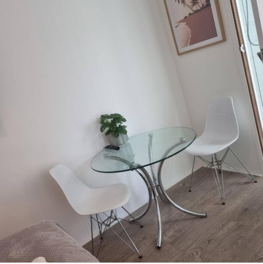 A comfortable and quiet 2bedroom house and a 1bedroom bungalow photo 1