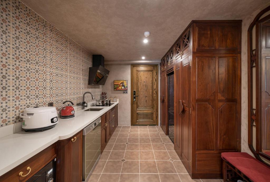 Luxe Paradise Residence Ho Ba Mau