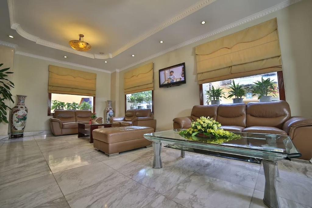 Sunny 1 Hotel HN - by BAY LUXURY