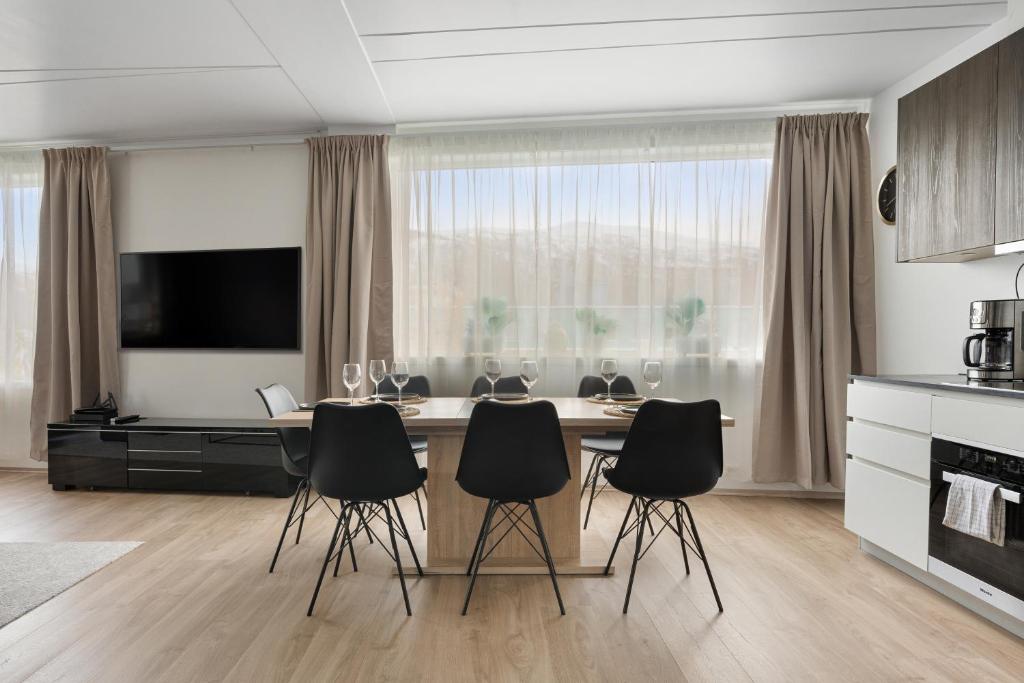 Arctic Homes - ALL APARTMENTS Room Type - Address: Mellomvegen 37-202