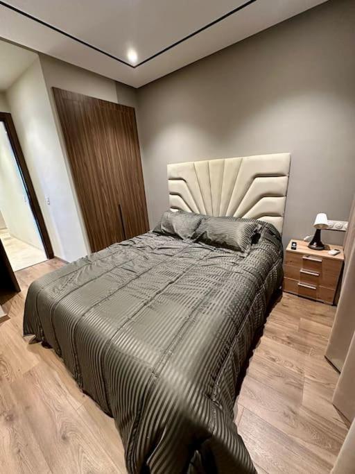 Studio pivoine 27 CFC à 2mn, Casablanca