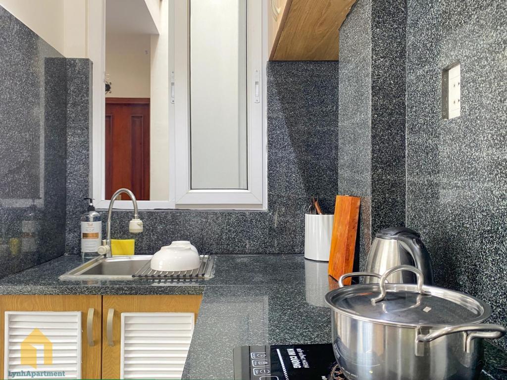 LynhApartment District 1 Near Bui Vien