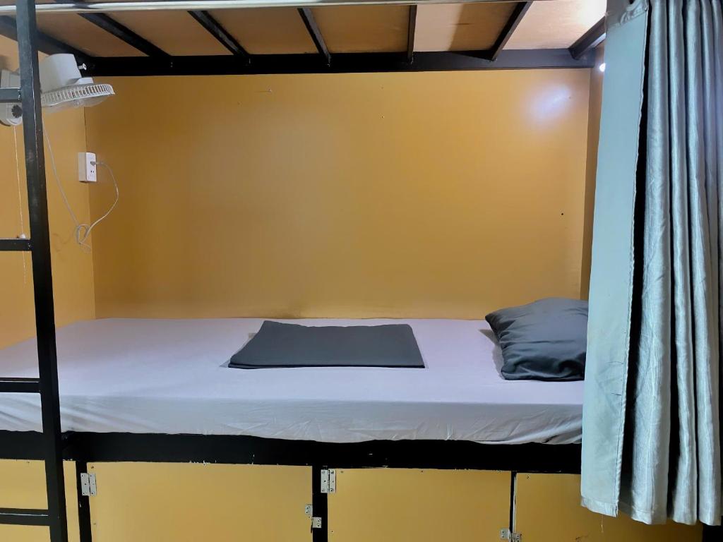 The Comb Hanoi Hostel