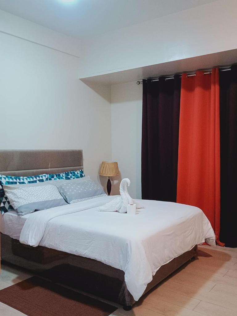 81 Newport Boulevard-Hyuna Place, Across NAIA T3