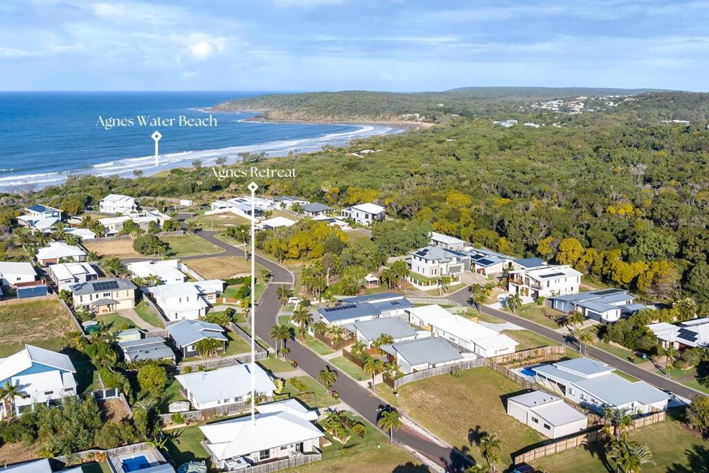 Agnes Retreat - 4 BR - Boat Parking - Walk to Beach photo 3