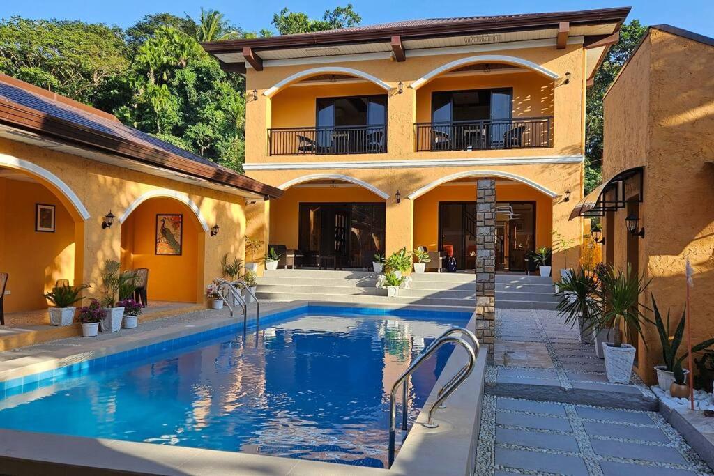 Villa Naranja Pagudpud - Biondo, Santa Praxedes