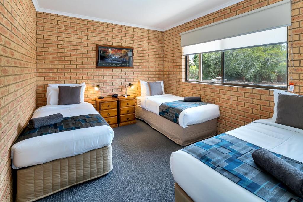 Begonia City Motor Inn photo 4