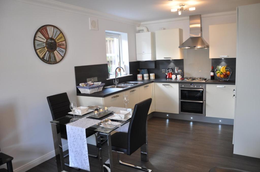 Westgate Apartments Birchlee photo 2