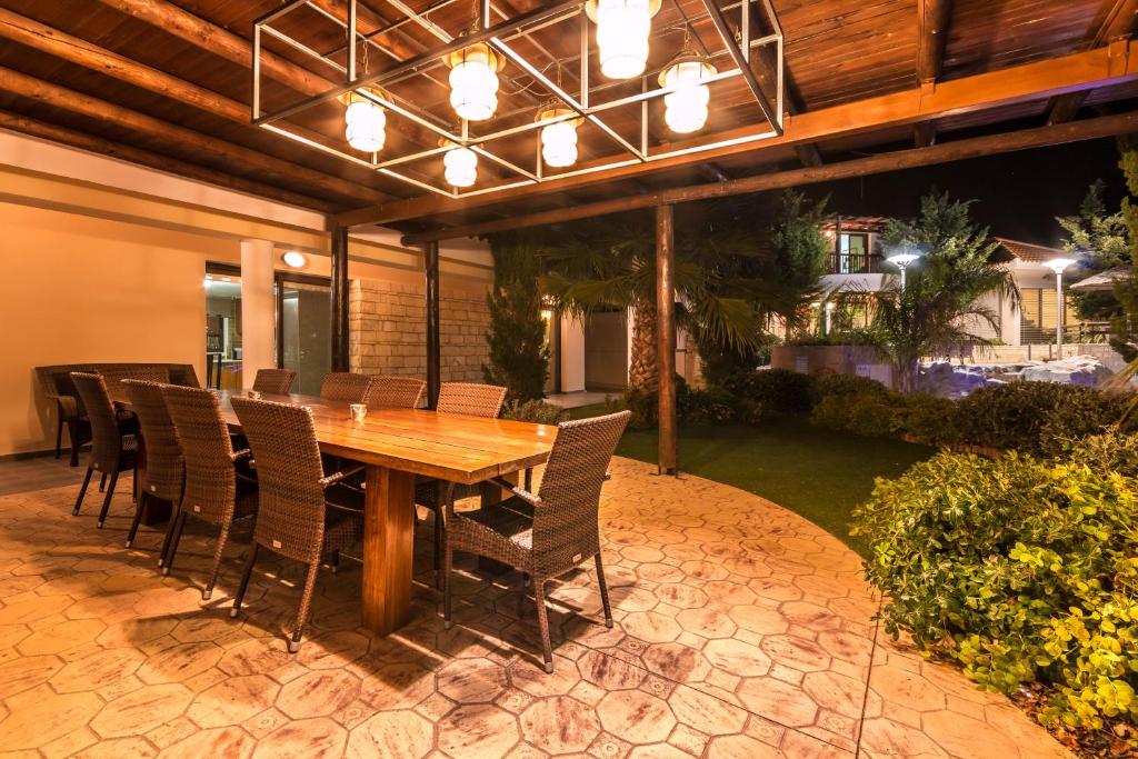 Oceania & Panorama Villas photo 4