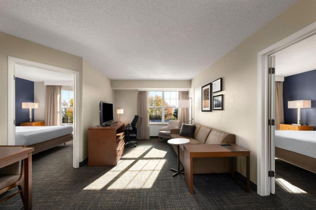 Residence Inn by Marriott Mt. Laurel at Bishop's Gate - Tap to explore photos