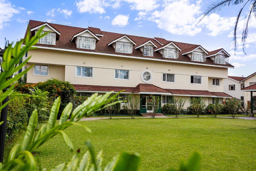Midland Hotel Nakuru - Tap to explore photos