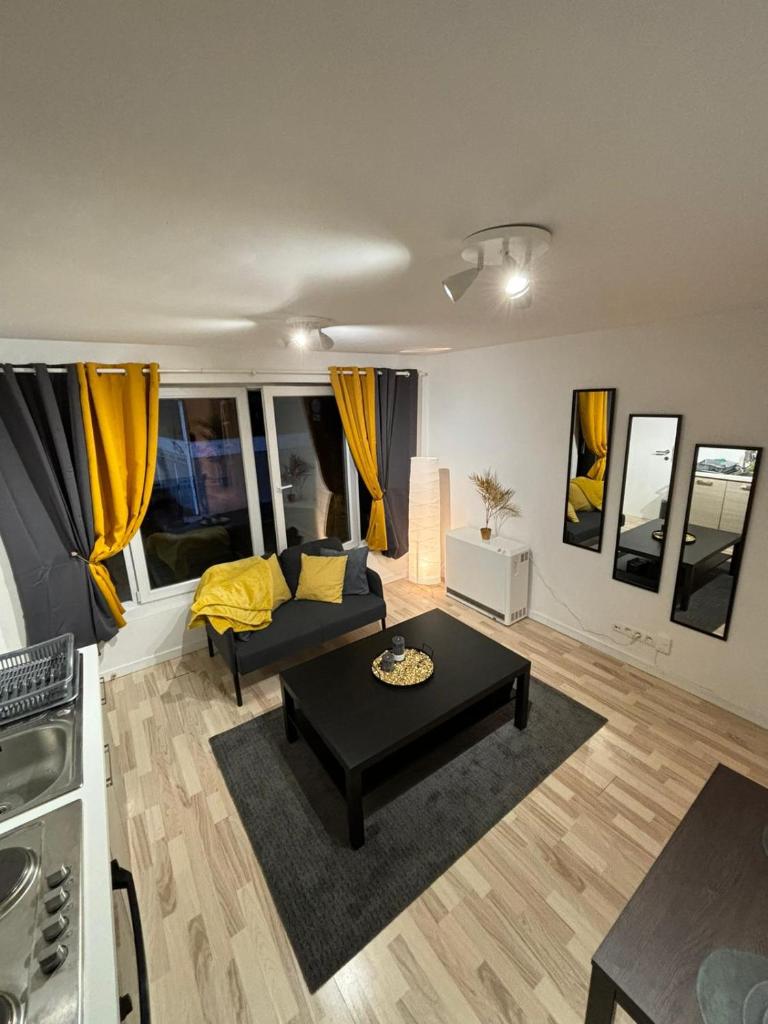 grand studio Huy centre