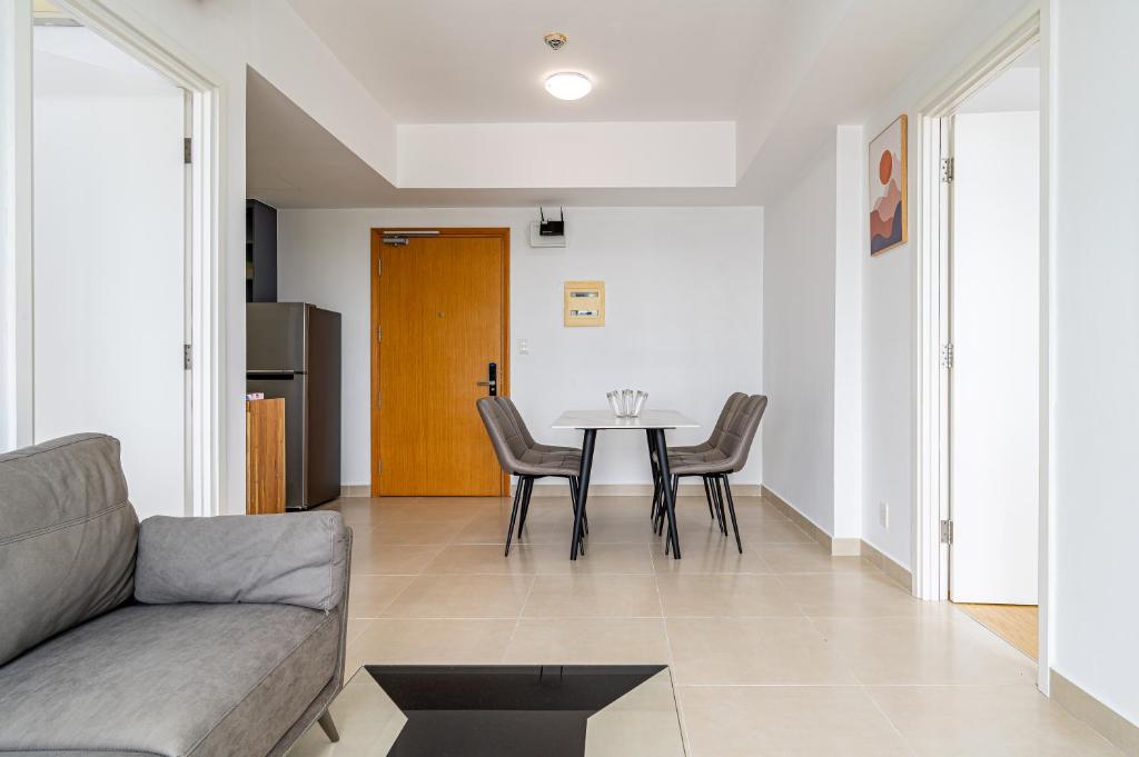 FREE Pool&GymㅣThao Dien APT 2BRㅣ River ViewㅣQuan2