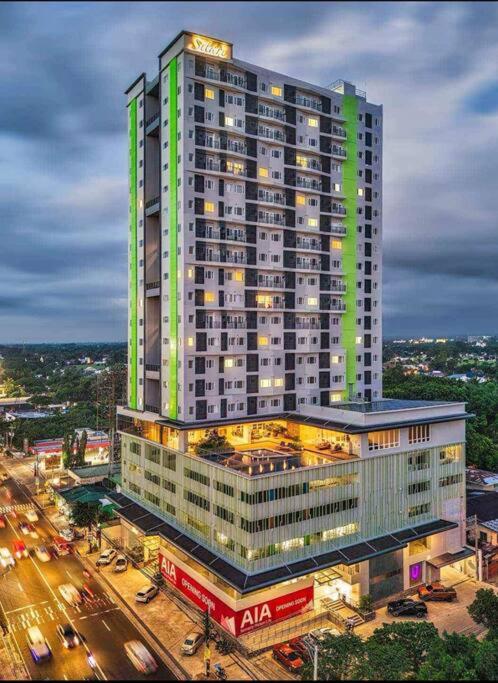 Rooms of A cozy home feel with a city view - The Capitol at Sitari