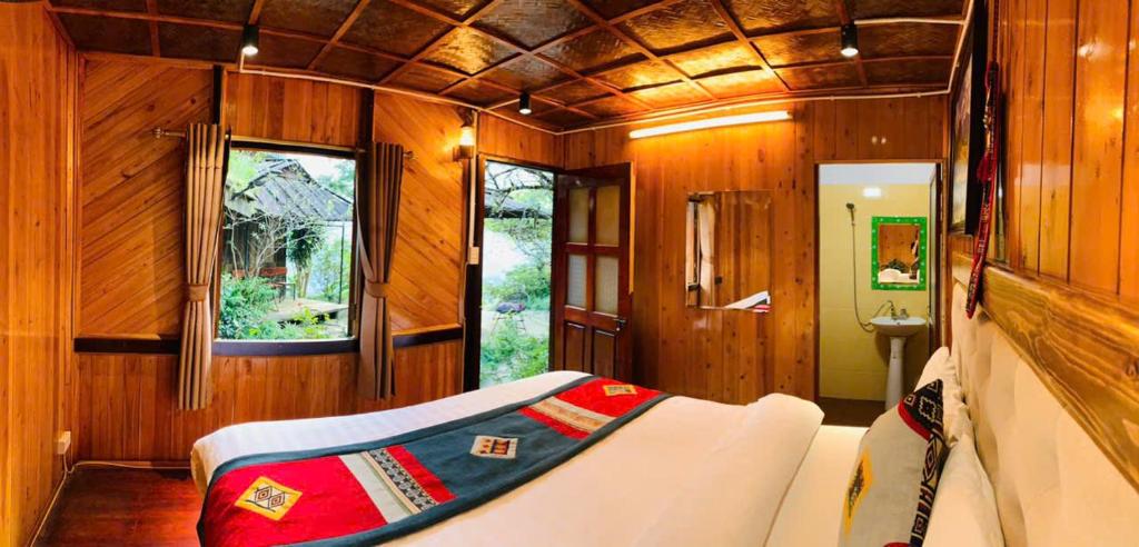 H'Mong Cat Cat Homestay Room Type - Deluxe Bungalow Garden View