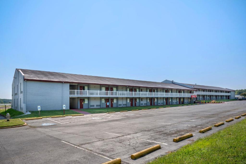 Red Roof Inn Doswell - Kings Dominion image