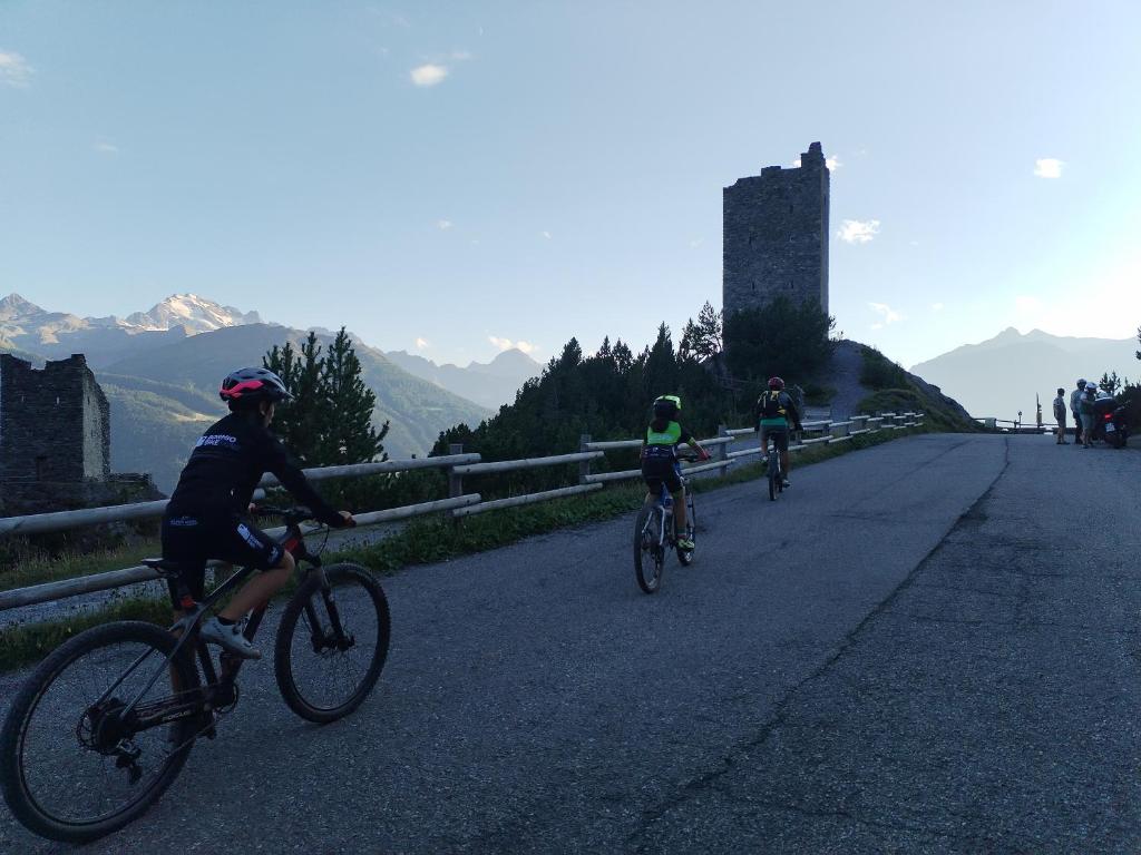 Via Cancano Valdidentro-Bormio - Tap to explore photos