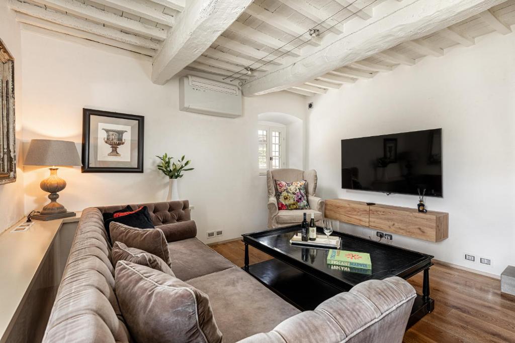 Villa La Fornace - Tap to explore photos