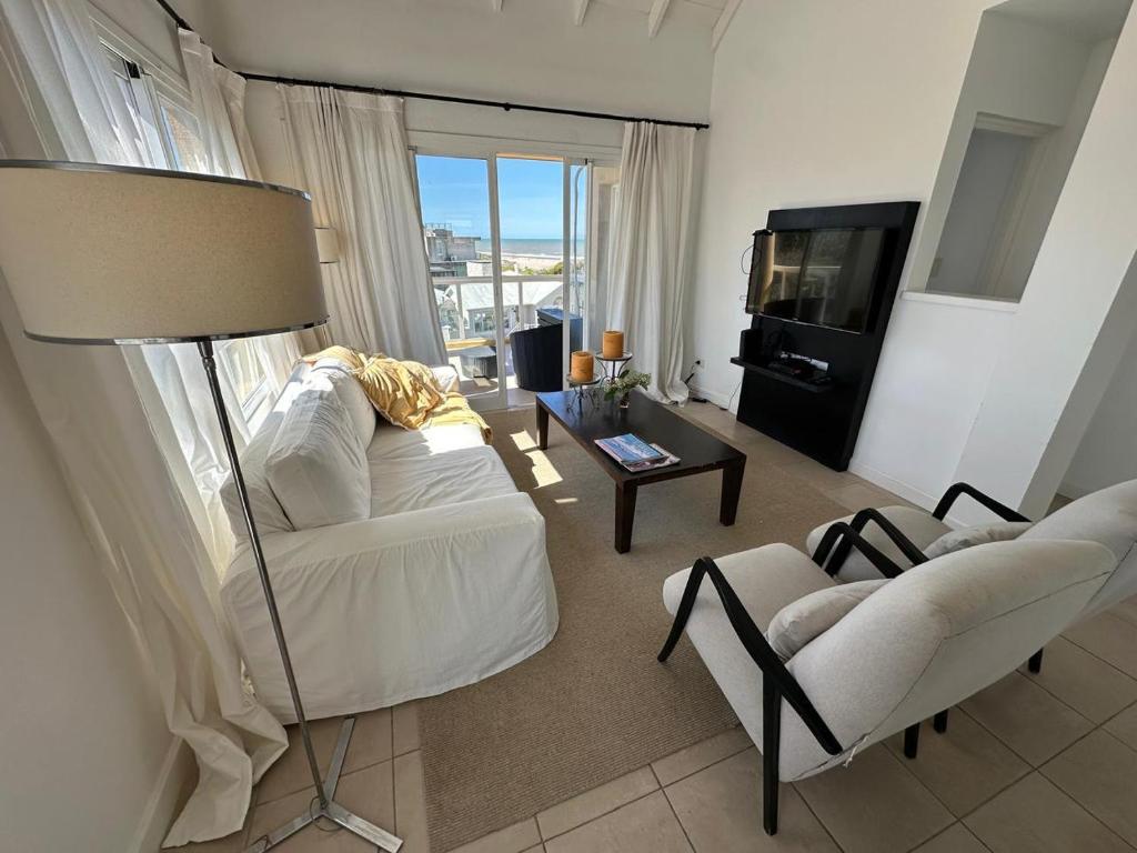 Espectacular departamento con vista al mar photo 1