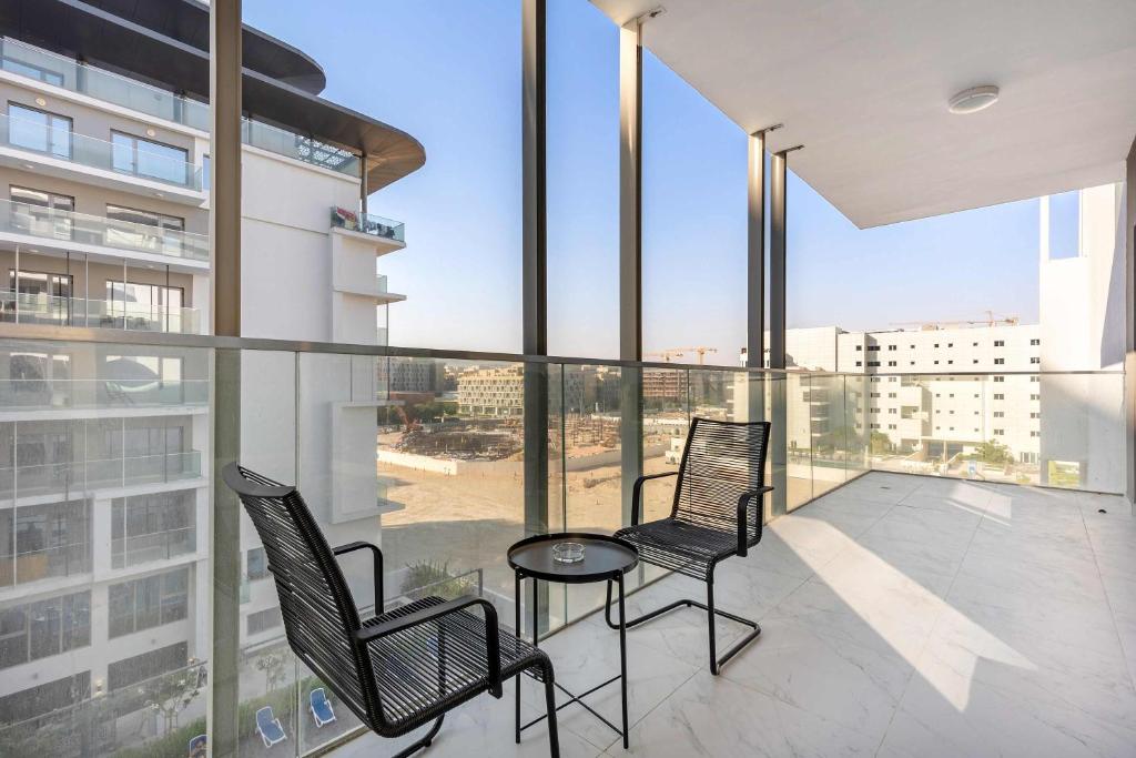 Silkhaus Chic 1BDR in Oasis Tower in Masdar City photo 1