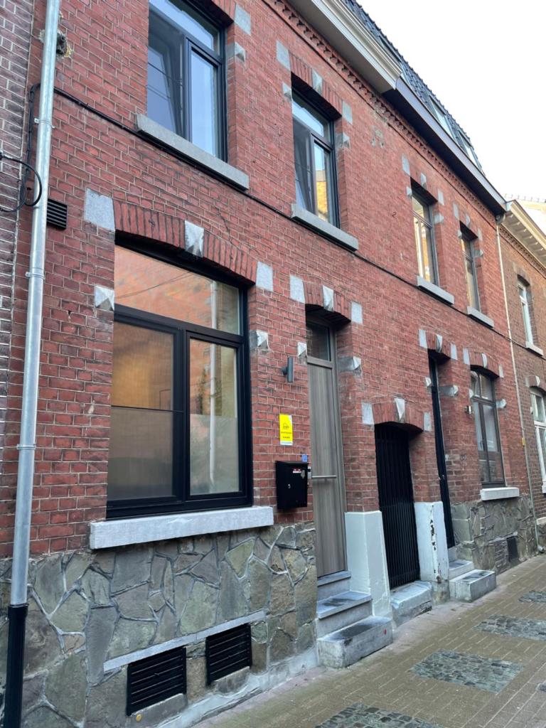 Gezellig stadshuisje met patio. photo 1