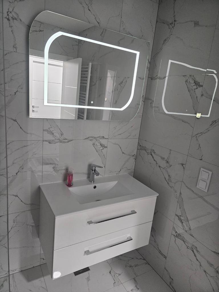 APARTMAN-Lily photo 3
