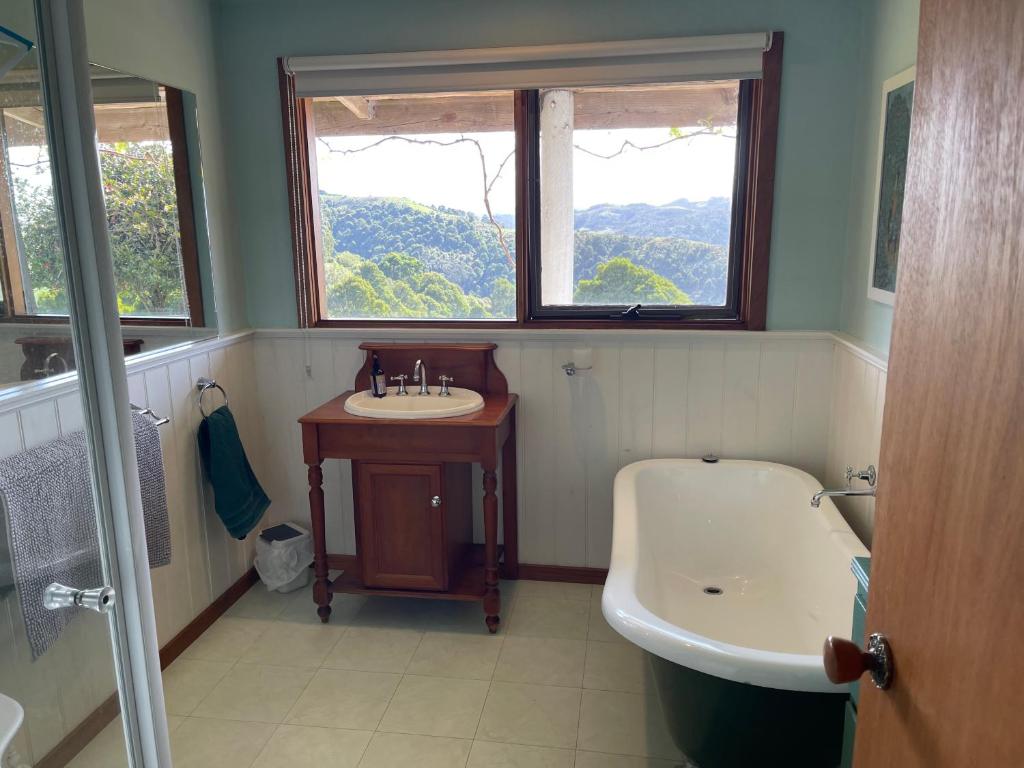 Alyeska farm house photo 3