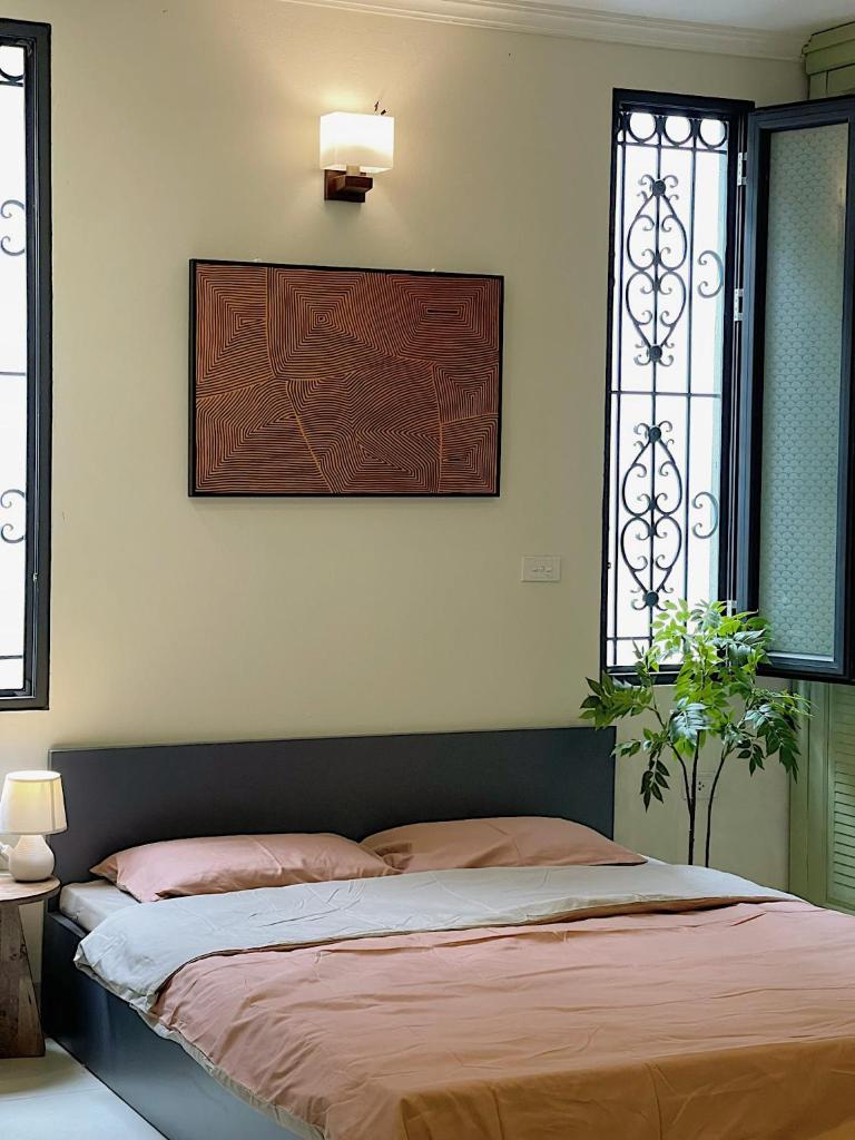 Migo Housing - Hanoi Beer Street - Lift and Spacious - Ensuite Kitchen - Ensuite Bathroom