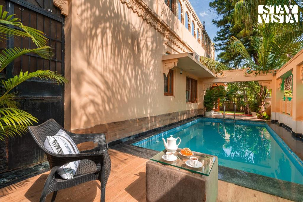 Udaikot by StayVista, A hill-view villa adorned with Heritage decor, Offering a terrace, Lawn & Indoor games for a perfect retreat photo 1