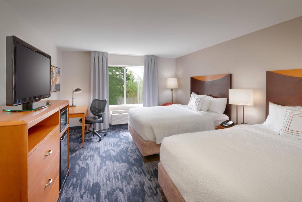 Fairfield Inn & Suites by Marriott Seattle Bellevue/Redmond image