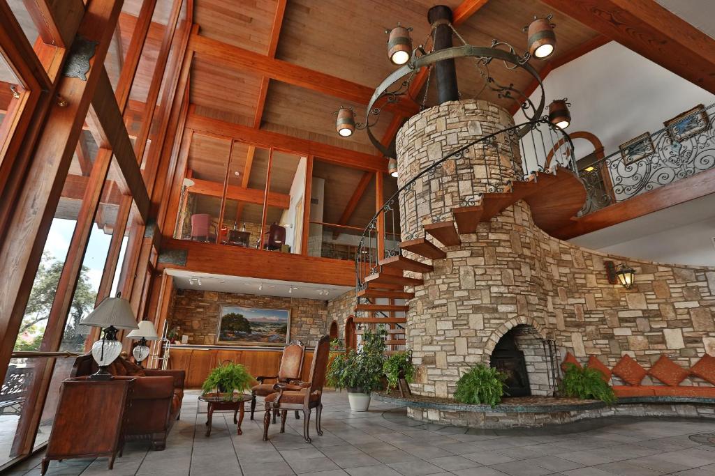 The Inn Of The Hills image