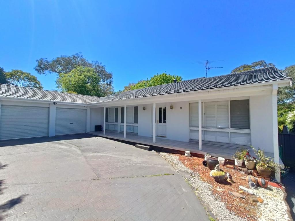 Spacious and Peaceful Retreat in Baulkham Hills - BH4 photo 2