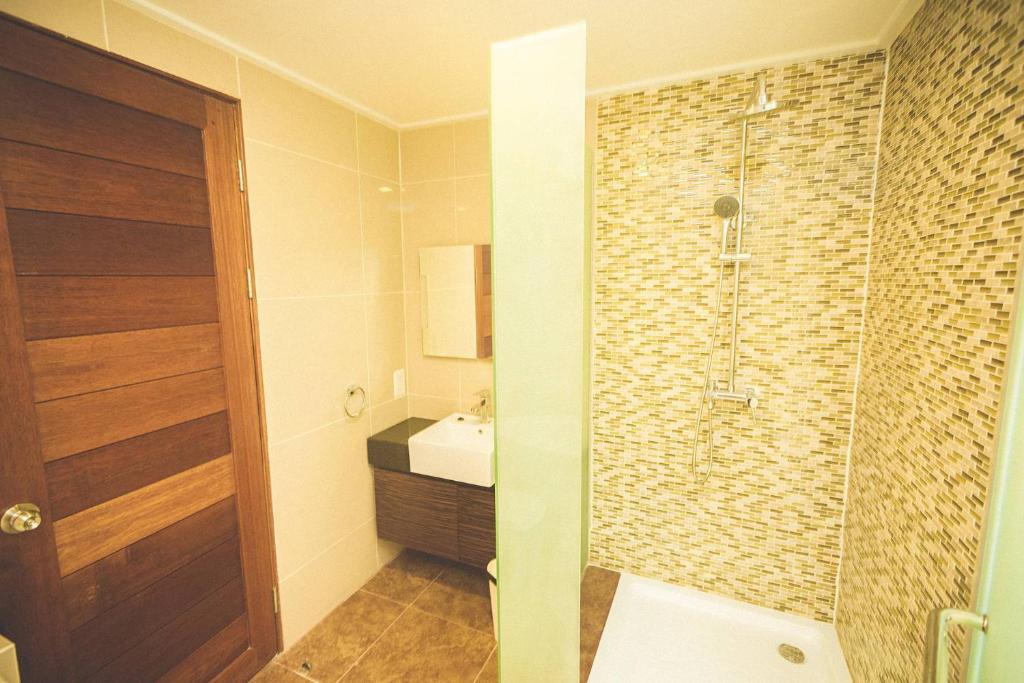 Вилла (Семейная вилла с 4 спальнями), Oceanica Resort Seychelles