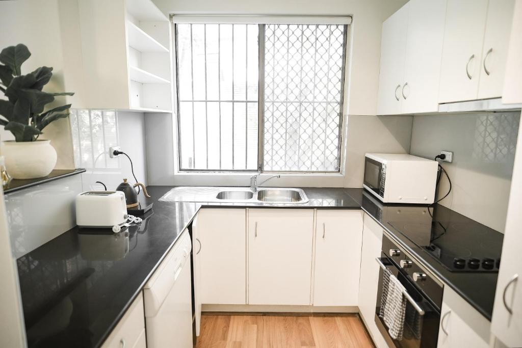Surry Hills 2Br APT near Sydney Opera House photo 3