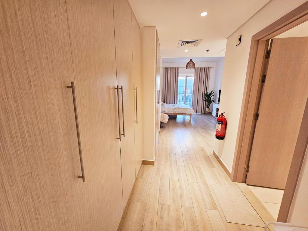 B11 Comfy Studio With Canal and Pool View photo 4