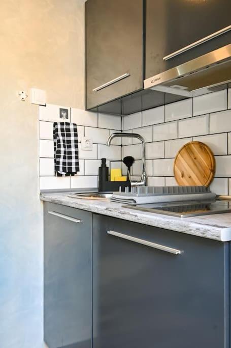 Velar 1BDR Apartment - Tap to explore photos