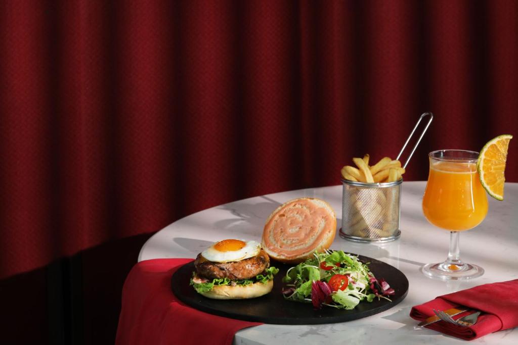 FLC Halong Bay Golf Club & Luxury Resort