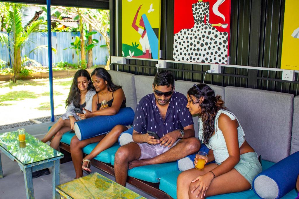 Lost & Found Hostel Weligama - Tap to explore photos