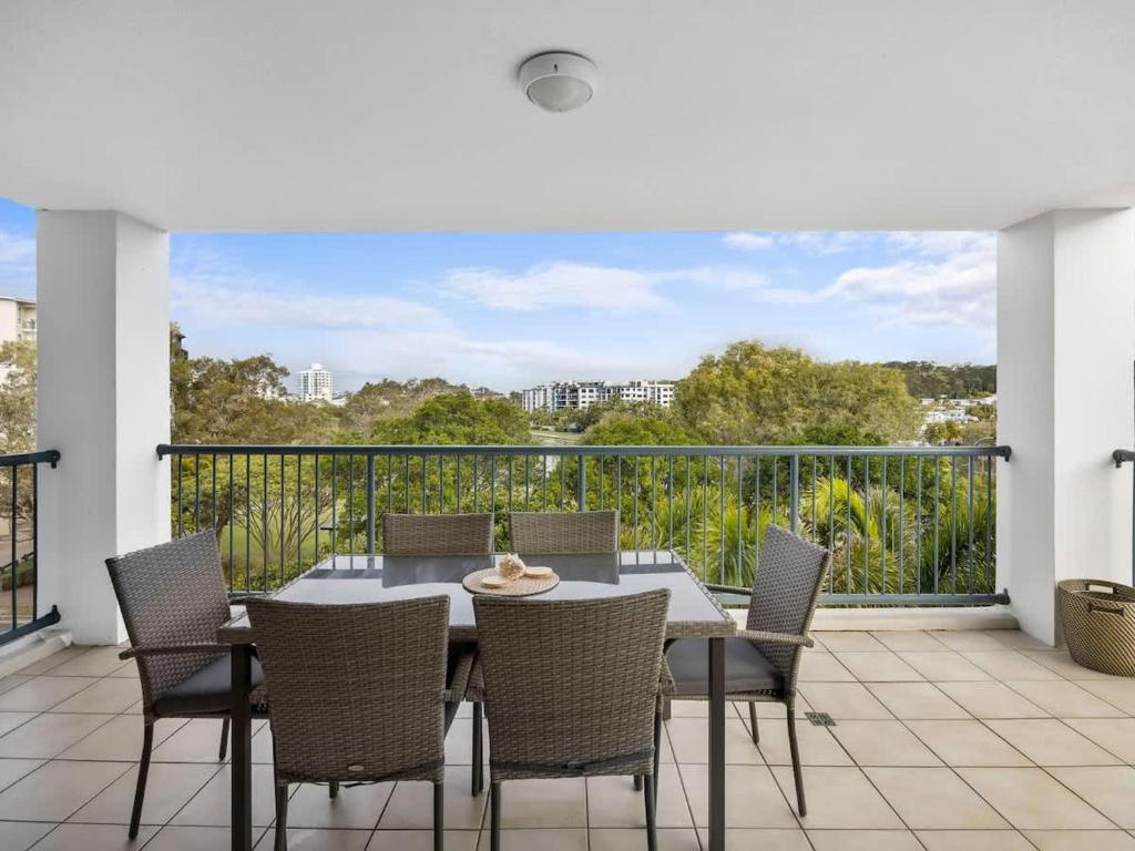 Coastal Charmer Resort-style Living at Alex Beach photo 2