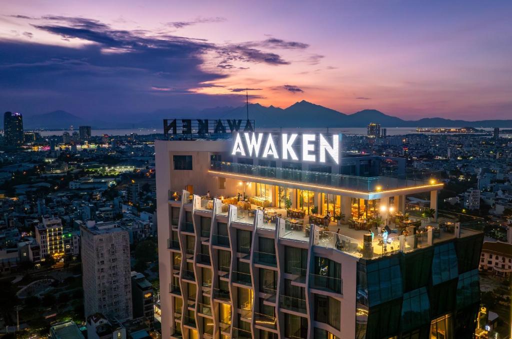 Awaken Da Nang Hotel