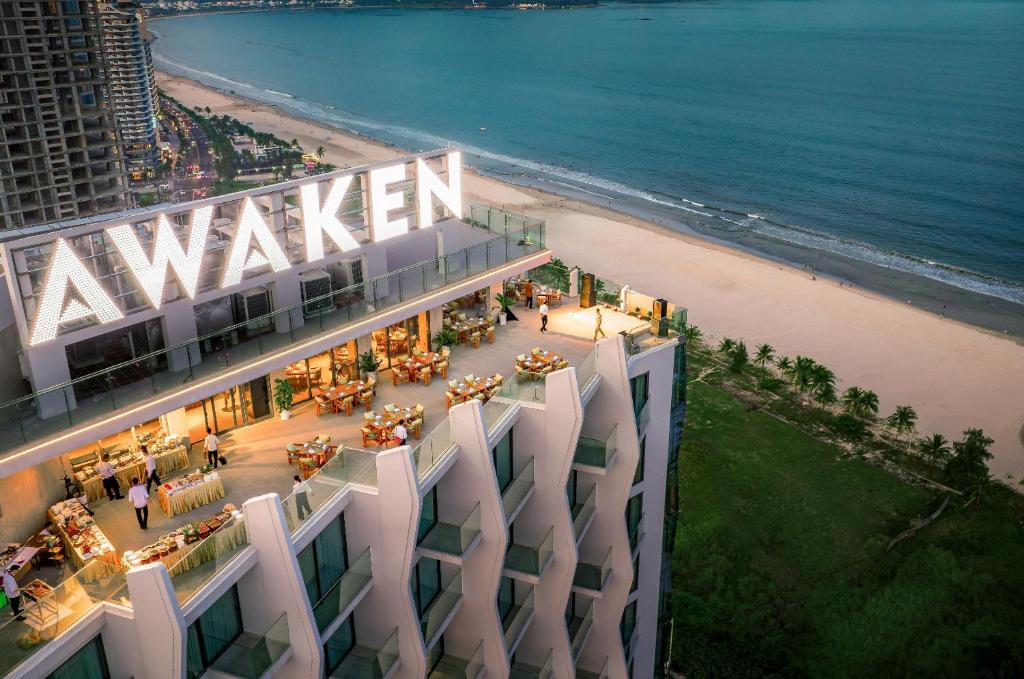 Awaken Da Nang Hotel
