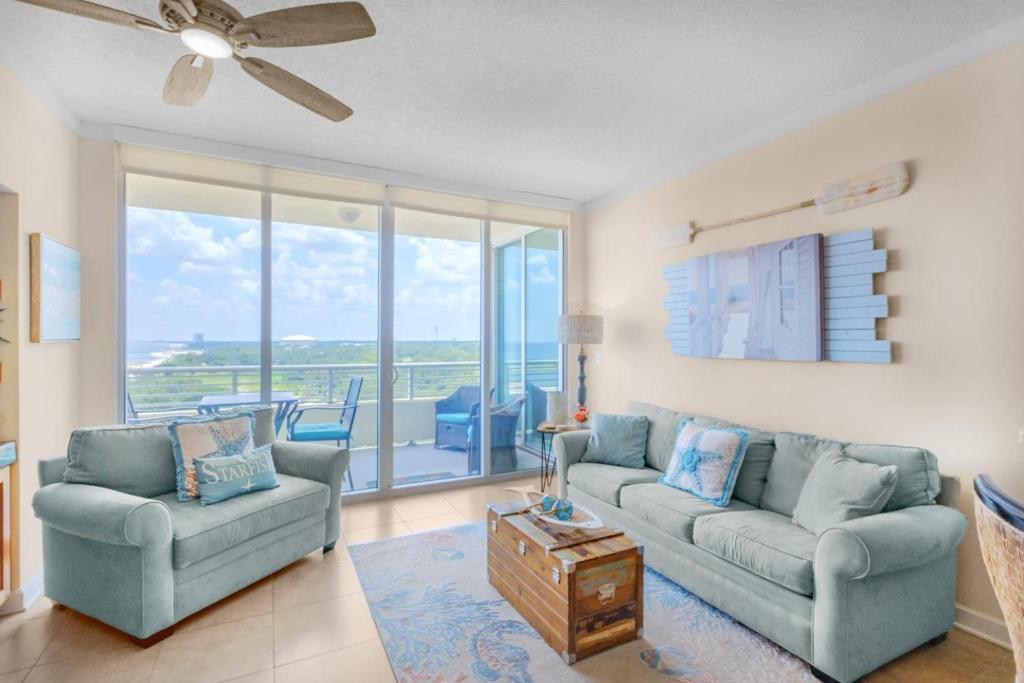 Ocean Club 801 image