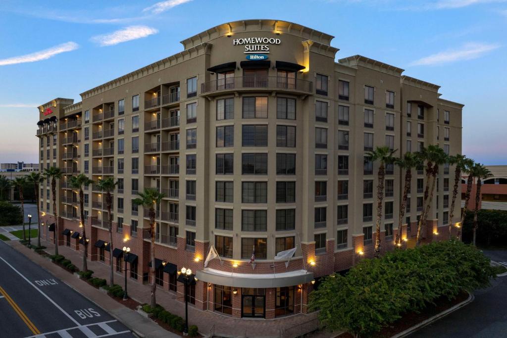 Homewood Suites by Hilton Jacksonville Downtown-Southbank image