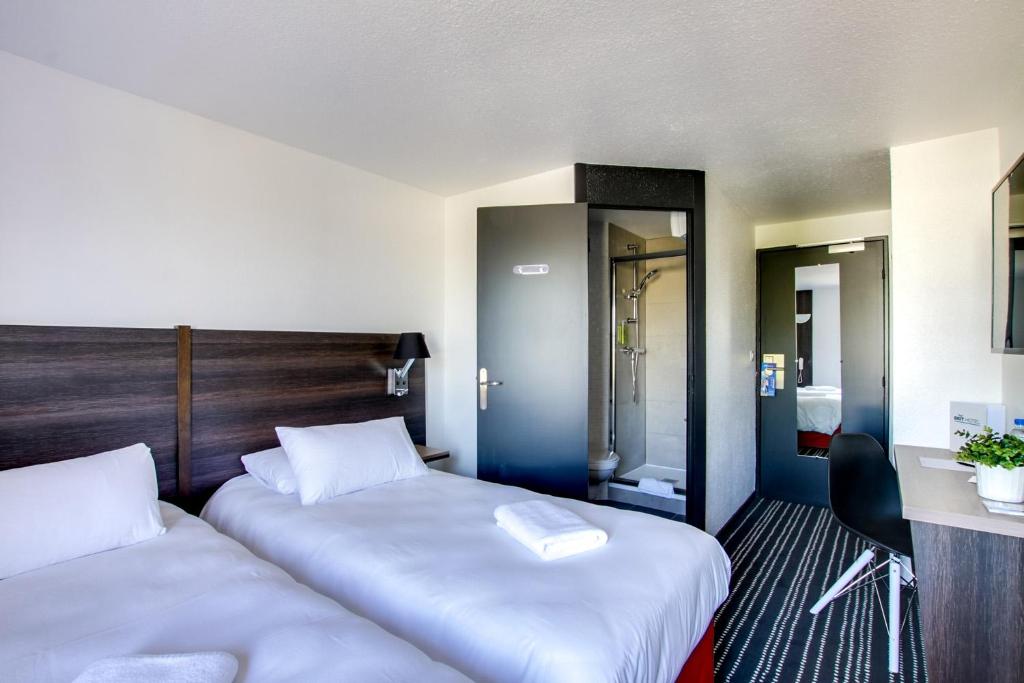 Brit Hotel Reims la Neuvillette - Tap to explore photos