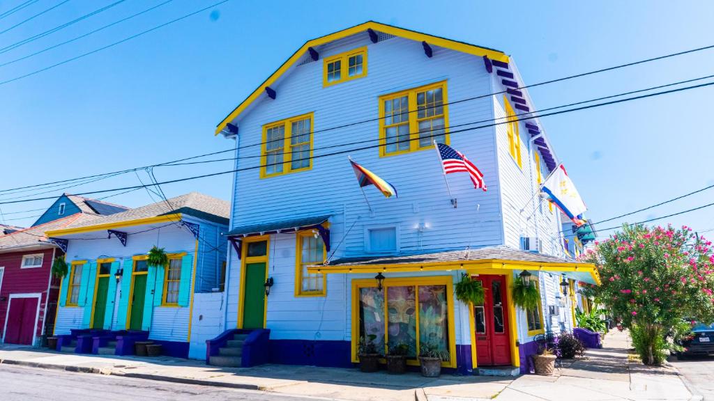 Historic Mardi Gras Inn image