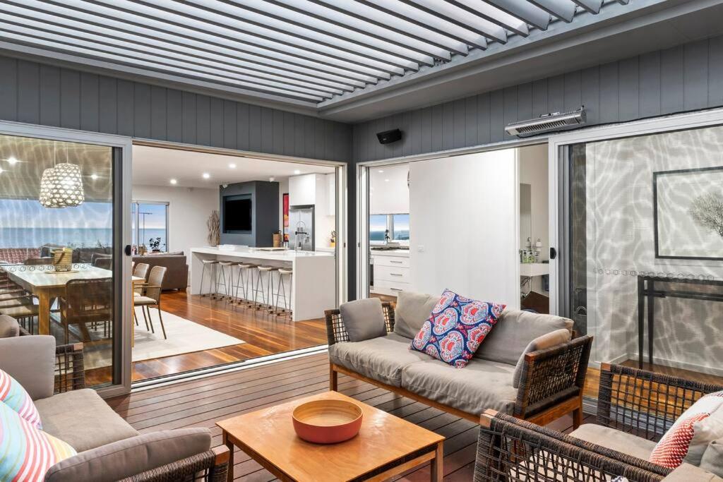 Luxury Beach Views on the Terrace sleeps 10 photo 1
