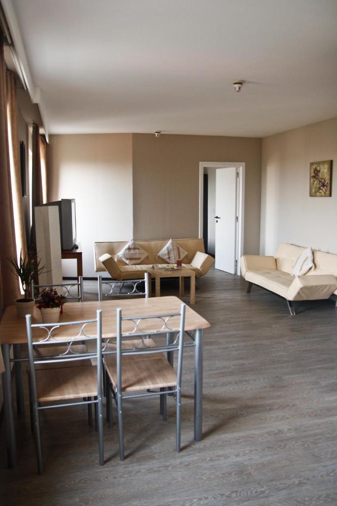 Ambassador Suites Antwerp photo 2